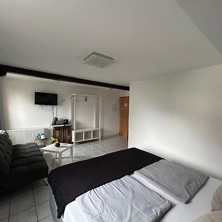 Mikroapartments Klarenthal Saarbruecken Ngoại thất bức ảnh